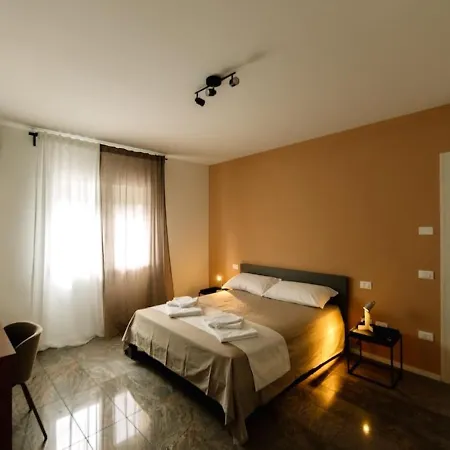 Martina's 3*